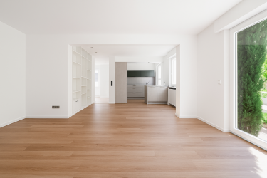 Hauptbild Modernisierte Doppelhaushälfte in ruhiger Sackgassenlage von Königsbach