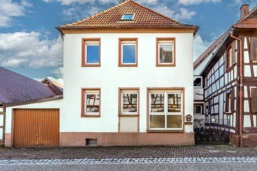 Hauptbild Renovierungsbedarf trifft auf ländlichen Charme!