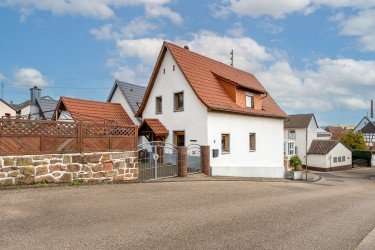 Hauptbild Kleines Eigenheim mit Herz und Potenzial