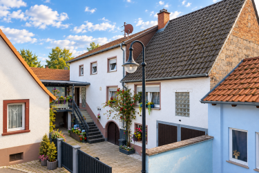Hauptbild Einfamilienhaus mit Potenzial in ruhiger Sackgassenlage