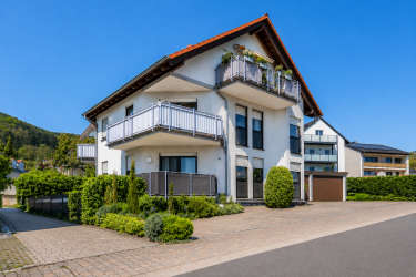 Hauptbild Dachgeschosswohnung mit Panoramablick über die Rheinebene